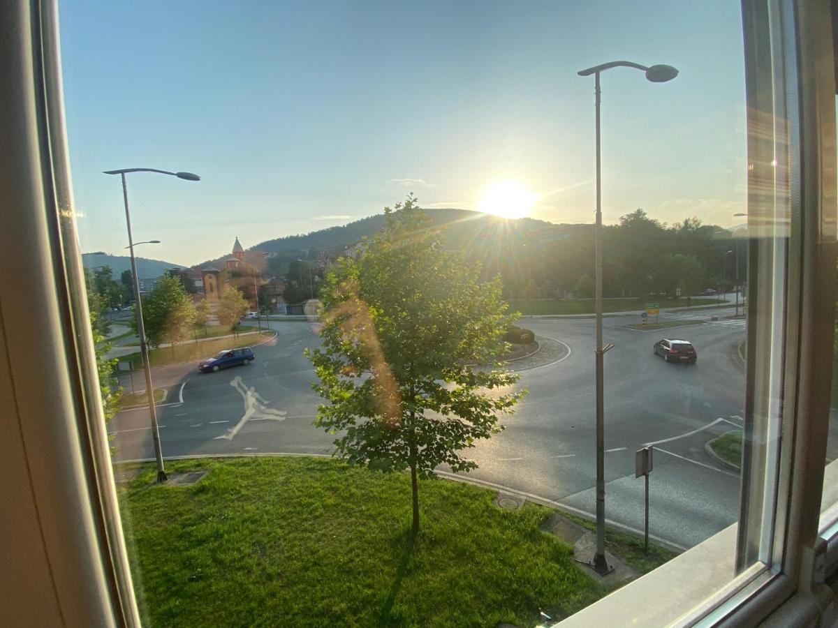 Apartman "Amy Delux" Zenica Eksteriør billede